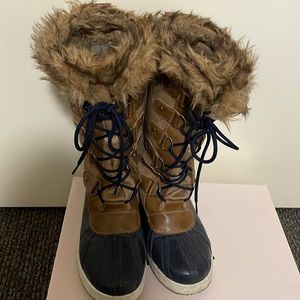 JustFab Snow boots /duck boots